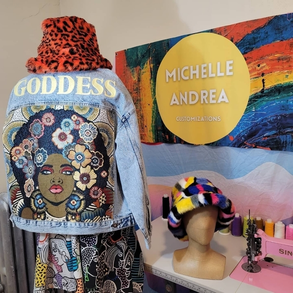 🚨SOLD OUT🚨 The Goddess Denim Acid Wash Jacket - Picture 6 of 6